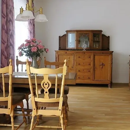 Apartment Grosse In Mit Terrasse, Grill Und Garten *